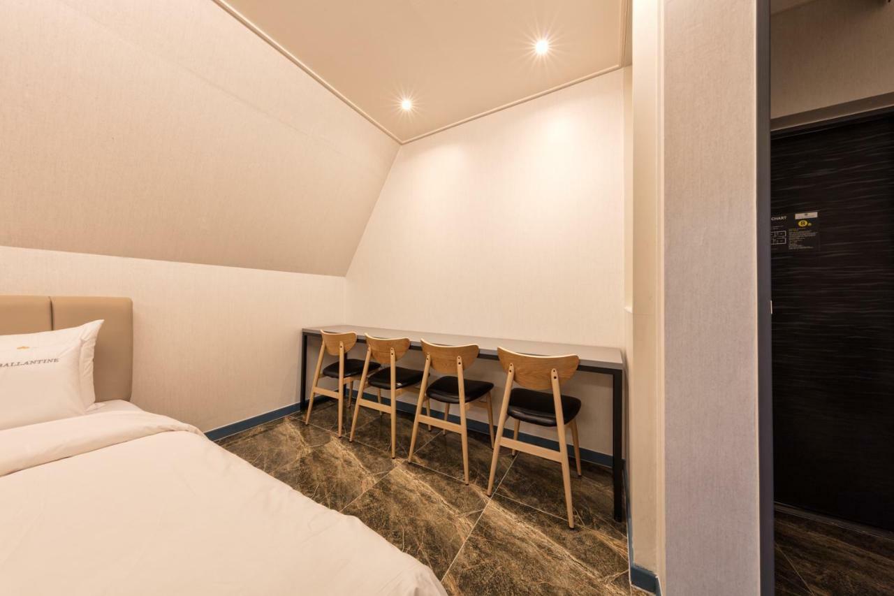 Ballantine Business Hotel Gwangju Metropolitan City Exterior foto